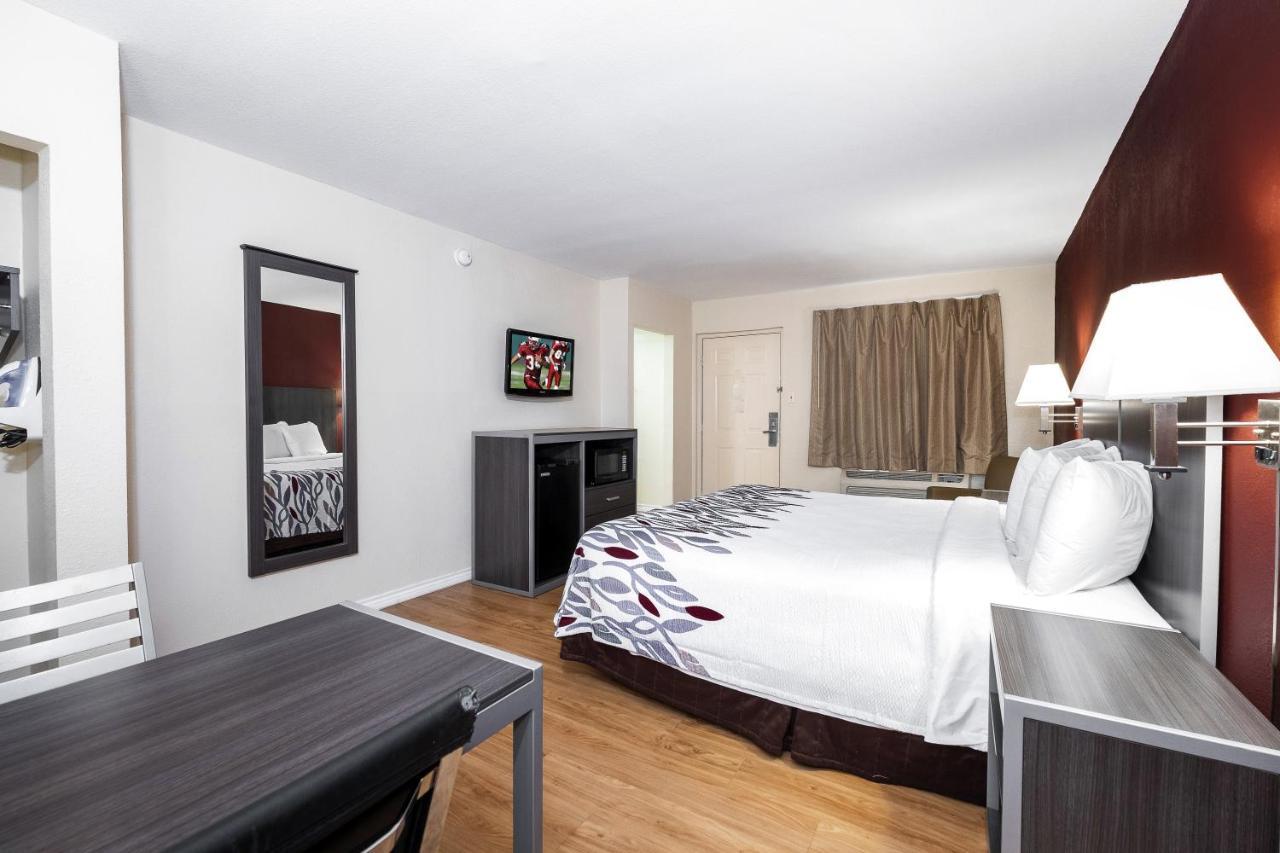 Westfield Red Roof Inn Houston North - Fm1960 & I-45 מראה חיצוני תמונה