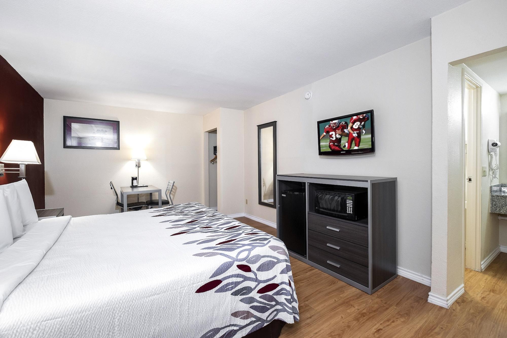 Westfield Red Roof Inn Houston North - Fm1960 & I-45 מראה חיצוני תמונה