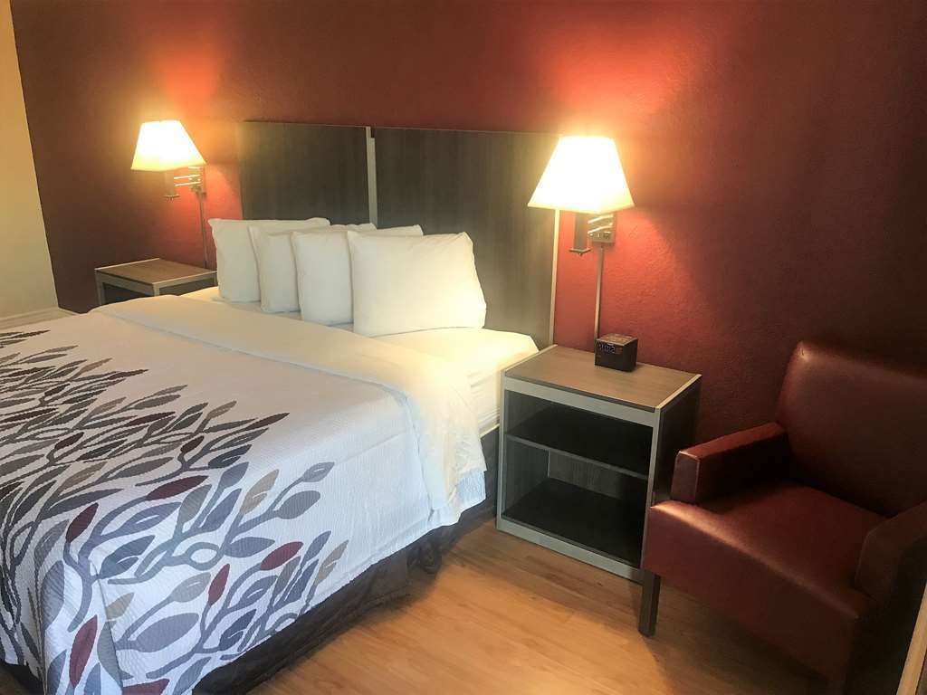 Westfield Red Roof Inn Houston North - Fm1960 & I-45 חדר תמונה