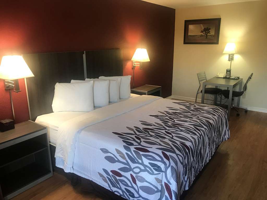 Westfield Red Roof Inn Houston North - Fm1960 & I-45 חדר תמונה